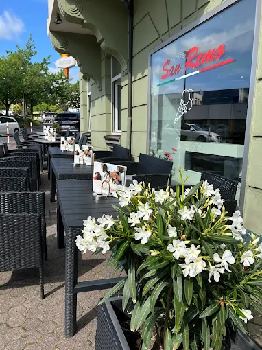 Terrasse des Eiscafé San Remo